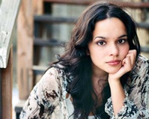 Norah Jones - Happy Pills - theborderlinemusic.com