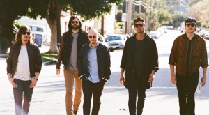 Vídeo: The Temper Trap – “Need Your Love” - theborderlinemusic.com