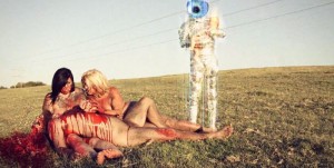 El macabro videoclip de The Flaming Lips y Bon Iver - theborderlinemusic.com