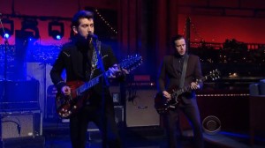 Actuaciones TV: Arctic Monkeys @ Late Show with David Letterman - theborderlinemusic.com