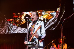 Arcade Fire hace un cover de Prince: “Controversy” - theborderlinemusic.com