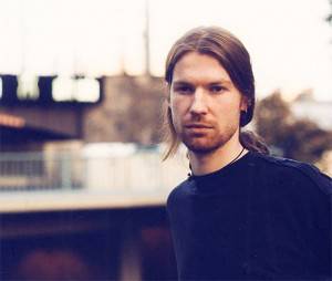 Aphex Twin estrena: “Lannerlog” - theborderlinemusic.com
