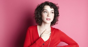 ¡NO TE PIERDAS A ST. VINCENT EN EL APOLO ESTE 20 DE JUNIO! - Theborderlinemusic.com