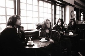 El rock experimental de los japoneses Mono llega la próxima semana a España - Theborderlinemusic.com