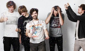 Foals debutan el videoclip de “Bad Habit” - theborderlinemusic.com