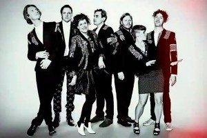 Arcade Fire en Saturday Night Live, y especial de 30 minutos - theborderlinemusic.com