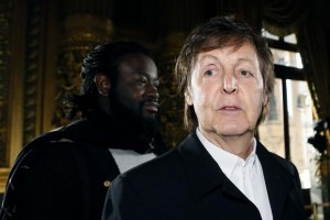 Vídeo: Paul McCartney – Queenie Eye - theborderlinemusic.com