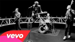 Franz Ferdinand estrena video para Bullet - theborderlinemusic.com