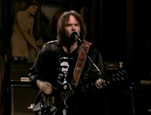 Videoclips: Neil Young – Rocking In The Free World - theborderlinemusic.com