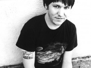 Elliott Smith con bases electrónicas en “nuevos” demos - theborderlinemusic.com