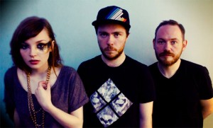 CHVRCHES hace un cover de Janelle Monáe - theborderlinemusic.com