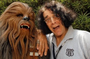 Peter Mayhew volvería a interpretar a Chewbacca en Star Wars: Episode VII - theborderlinemusic.com