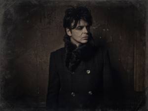 Gary Numan presenta su video: ‘I Am Dust’ - theborderlinemusic.com