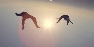 Mogwai, paracaidistas en el nuevo video de “Simon Ferocious” - theborderlinemusic.com