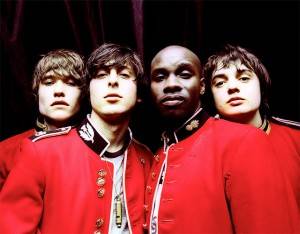 The Libertines dio su primer show en cuatro años - theborderlinemusic.com