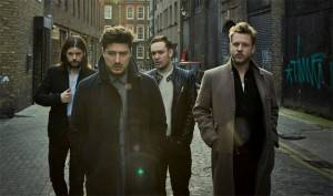 Mumford and Sons, nuevo adelanto: “Snake Eyes” - theborderlinemusic.com